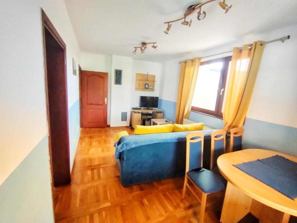 Plavi Apartman Airport Белград Екстер'єр фото